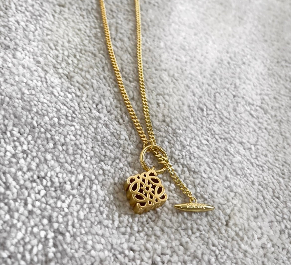 L necklace