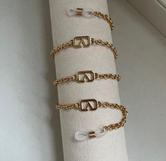 V Sunglasses chain
